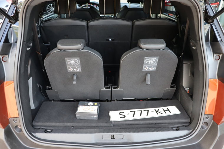 Vehicle Image 33