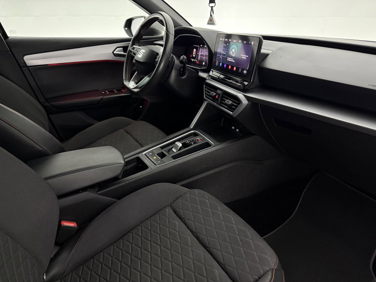 Vehicle Image 36