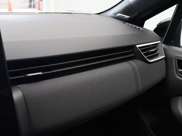 Vehicle Image 38