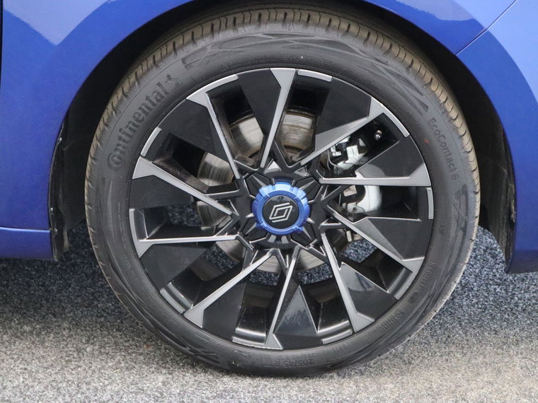 Vehicle Image 45