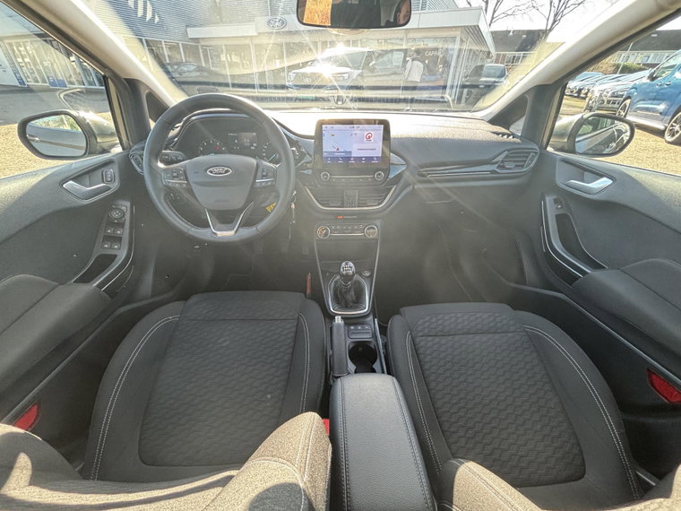 Vehicle Image 19
