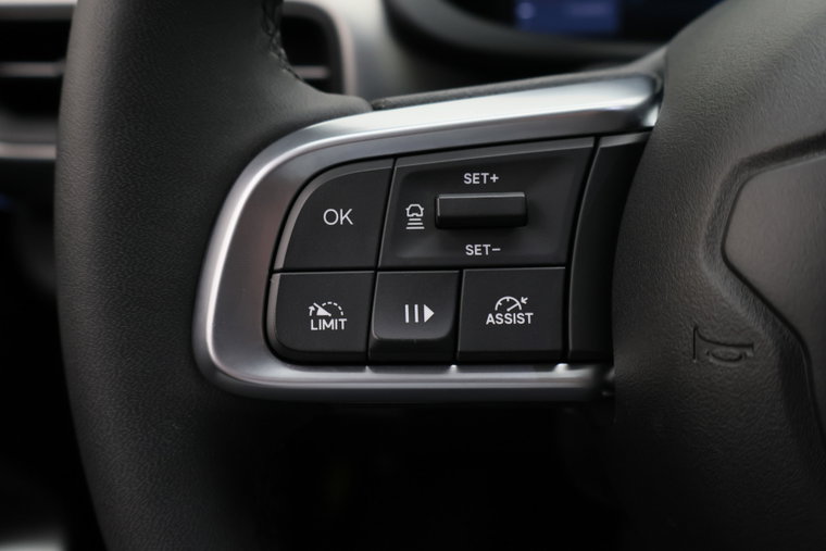 Vehicle Image 33