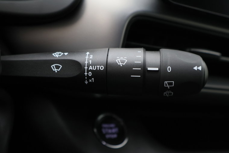 Vehicle Image 35