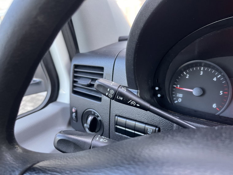 Vehicle Image 40