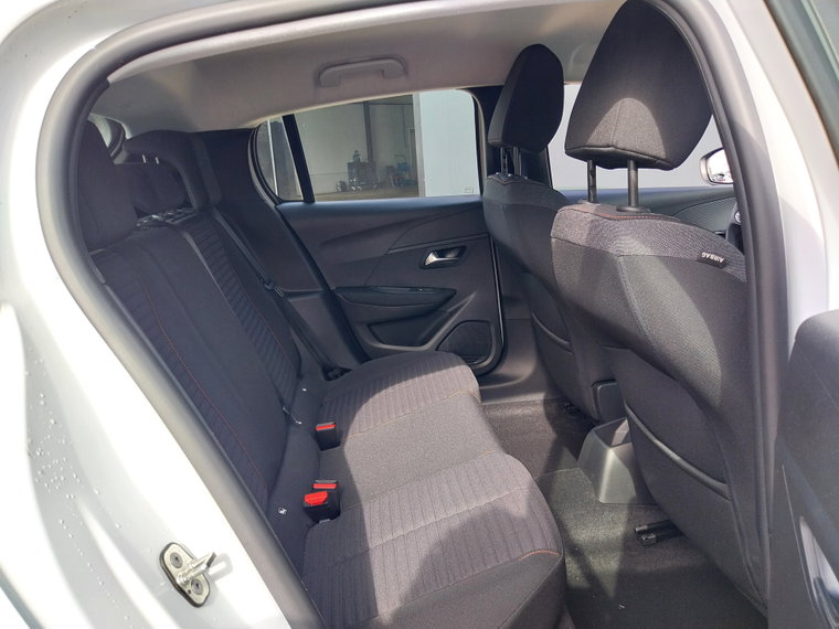 Vehicle Image 31