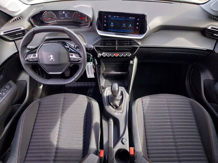 Vehicle Image 32
