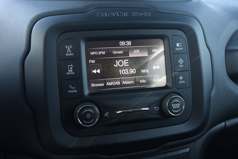 Vehicle Image 19