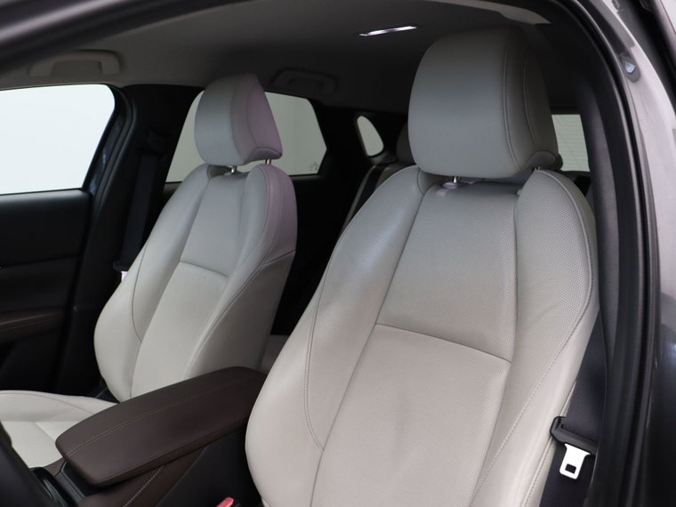 Vehicle Image 37
