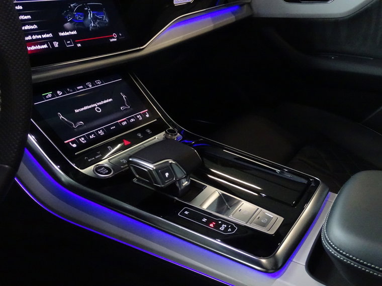 Vehicle Image 36