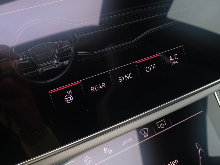 Vehicle Image 40