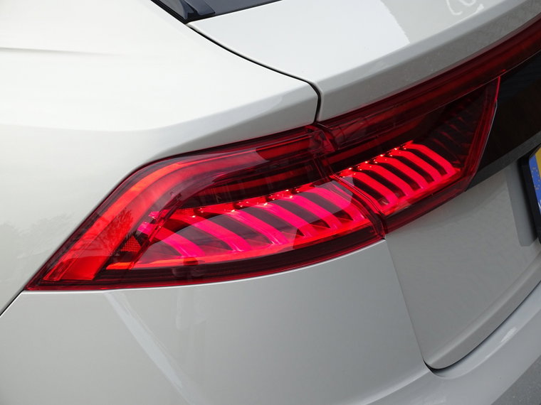 Vehicle Image 57