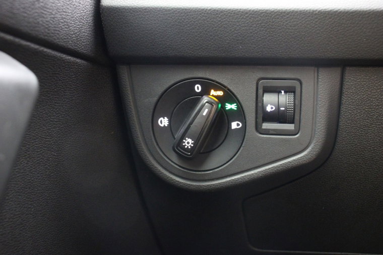 Vehicle Image 26