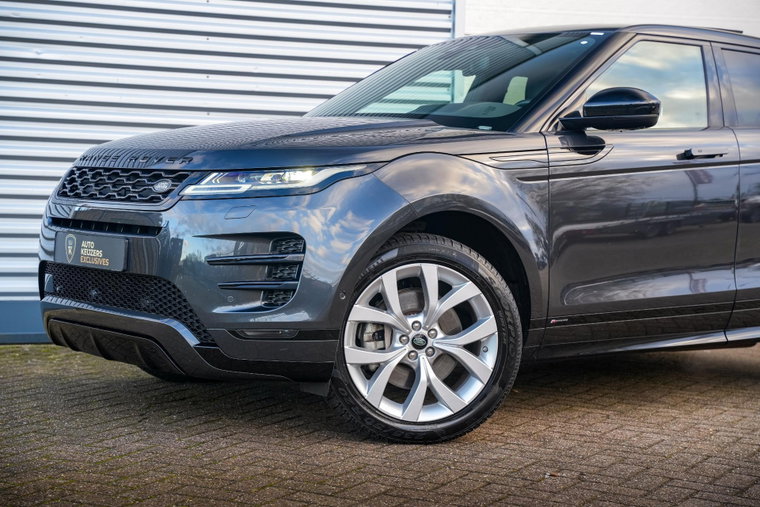 Vehicle Image 32