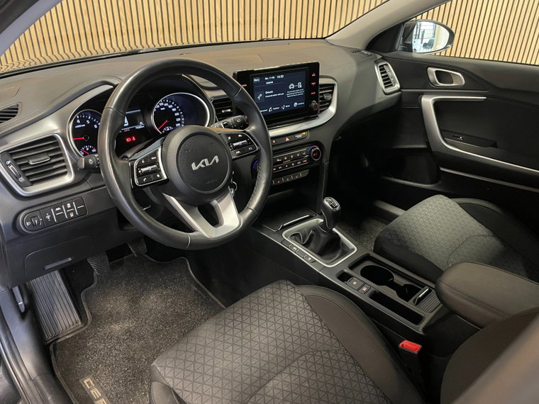 Vehicle Image 27