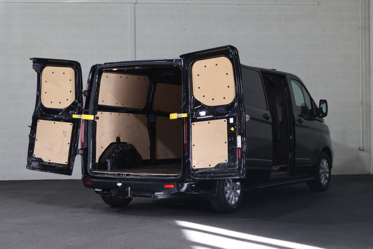 Vehicle Image 13