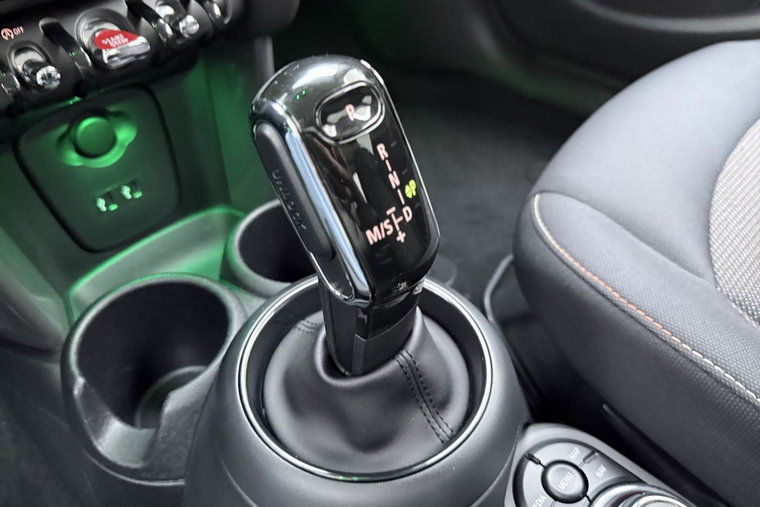 Vehicle Image 20