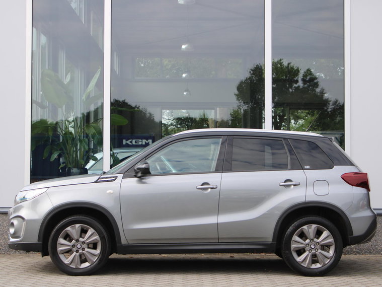 Vehicle Image 12