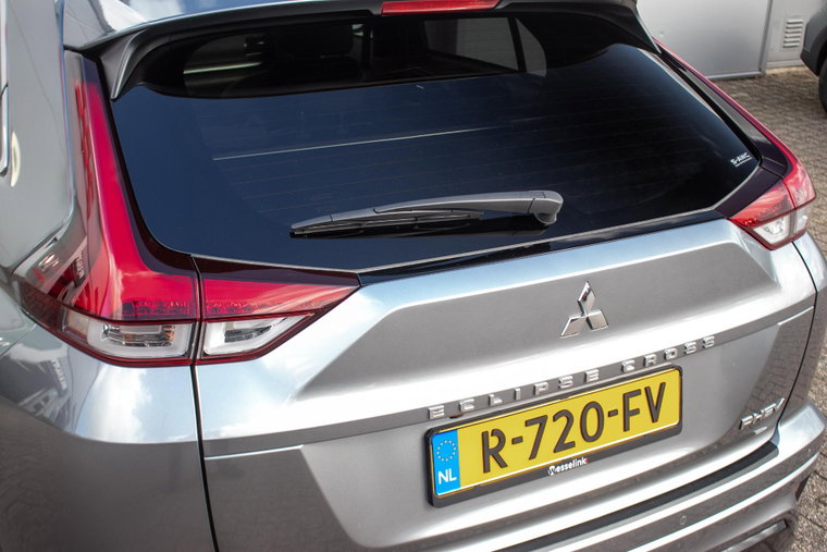 Vehicle Image 32