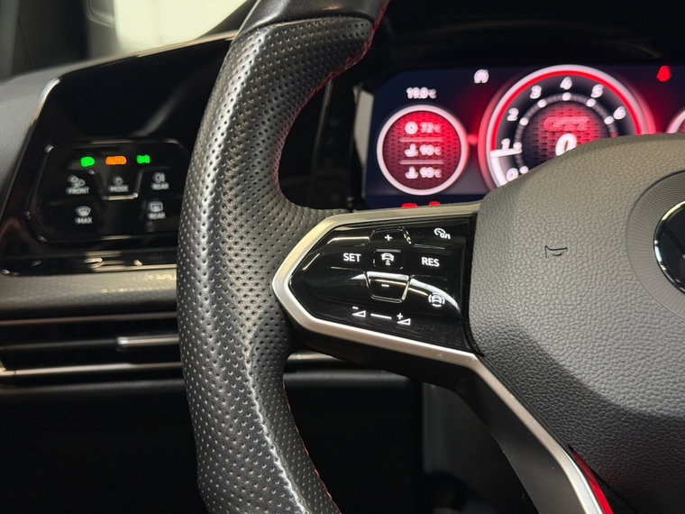 Vehicle Image 38