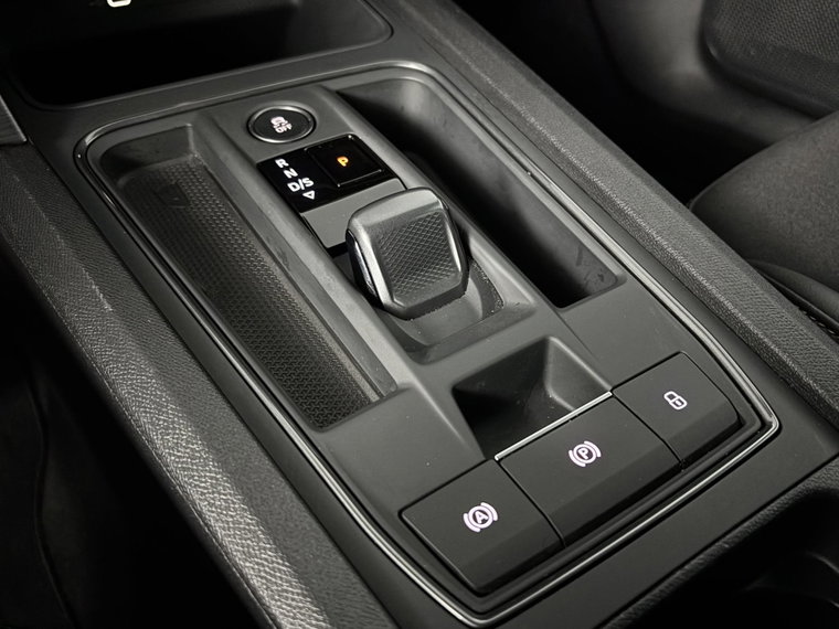 Vehicle Image 37