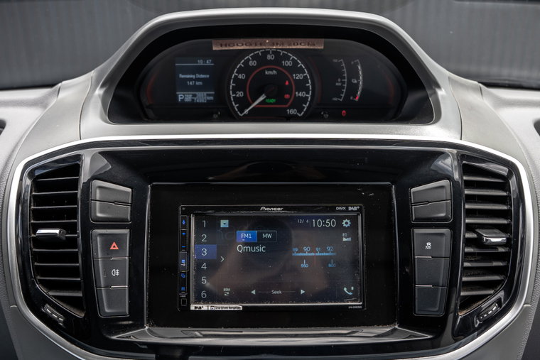Vehicle Image 19