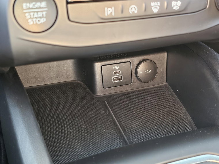 Vehicle Image 26