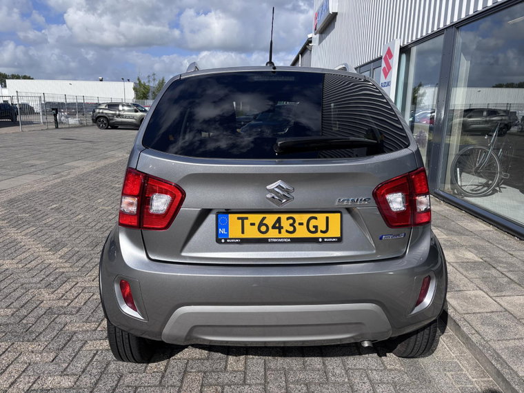 Vehicle Image 6
