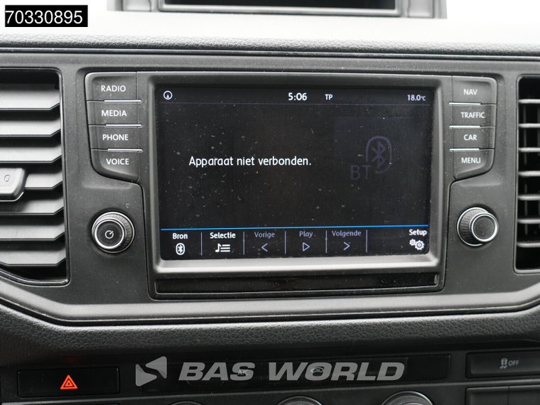 Vehicle Image 37