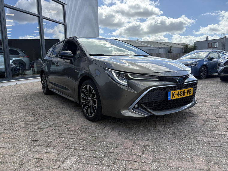 Vehicle Image 6