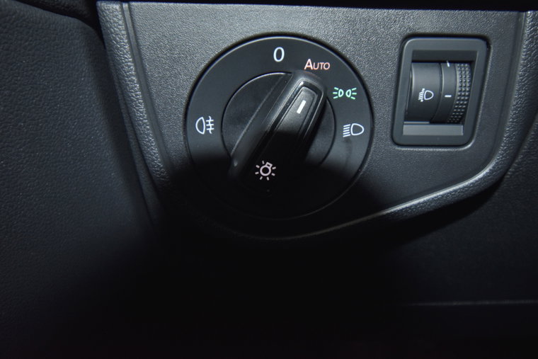 Vehicle Image 36