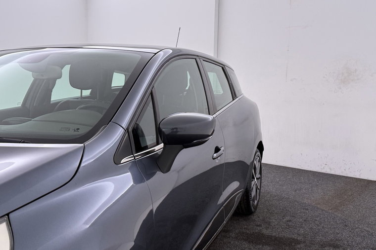 Vehicle Image 43