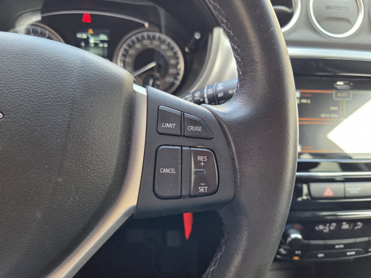 Vehicle Image 16