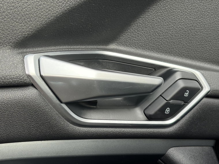 Vehicle Image 49