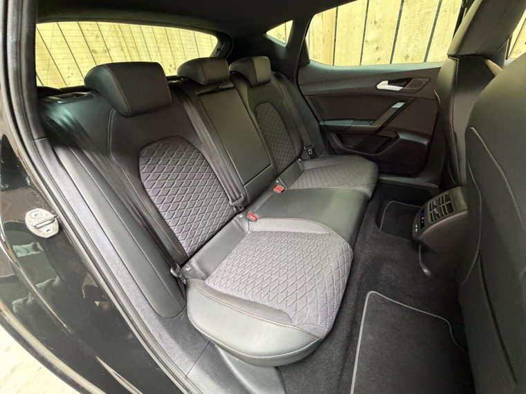 Vehicle Image 48