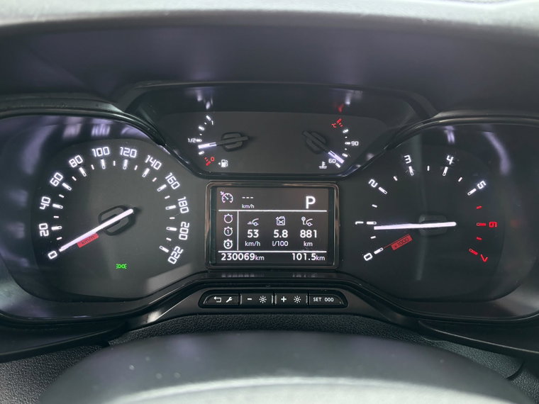 Vehicle Image 21
