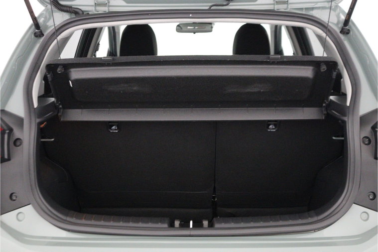 Vehicle Image 35