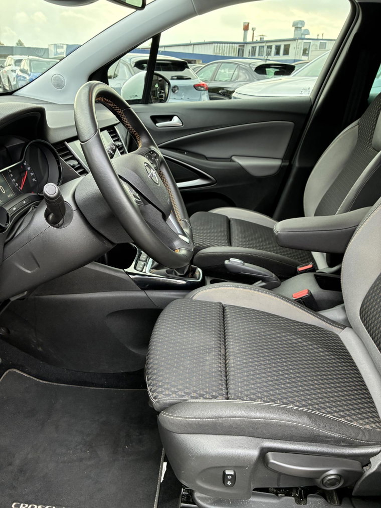 Vehicle Image 39