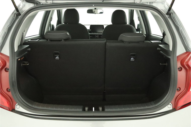 Vehicle Image 37