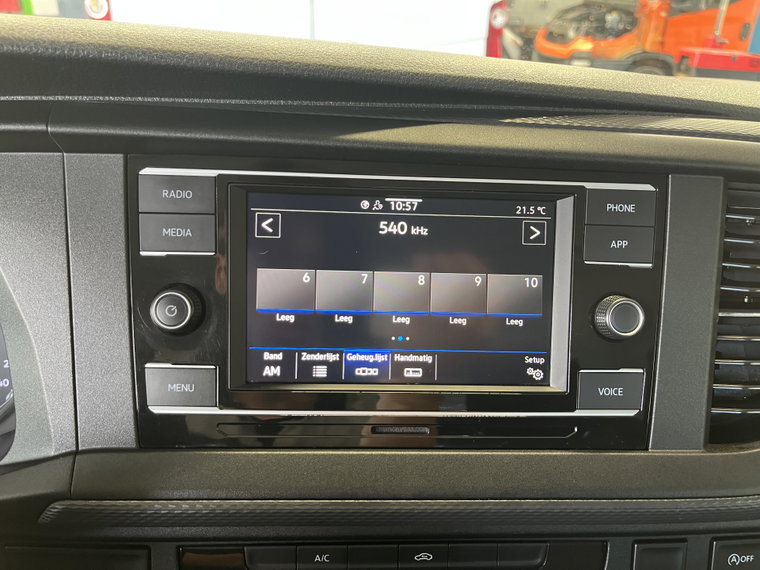 Vehicle Image 41