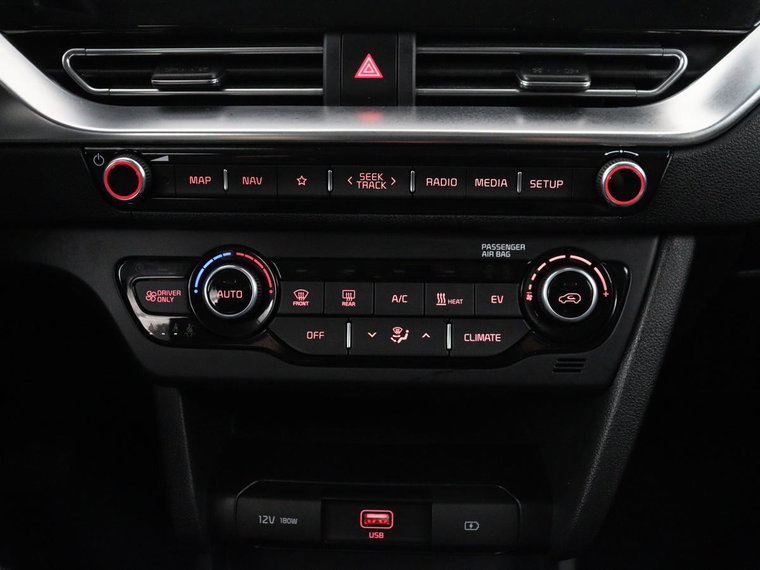 Vehicle Image 35