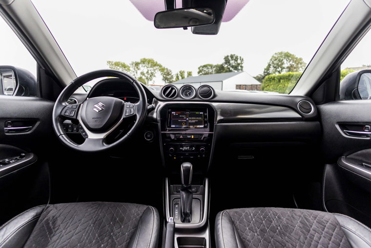 Vehicle Image 38