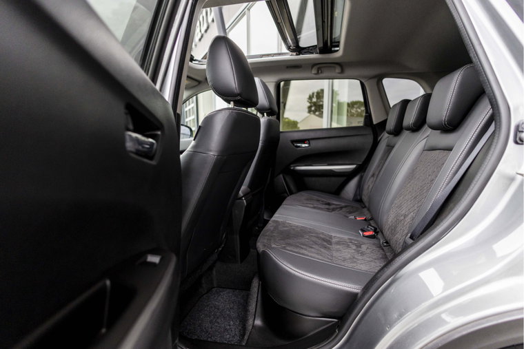 Vehicle Image 10