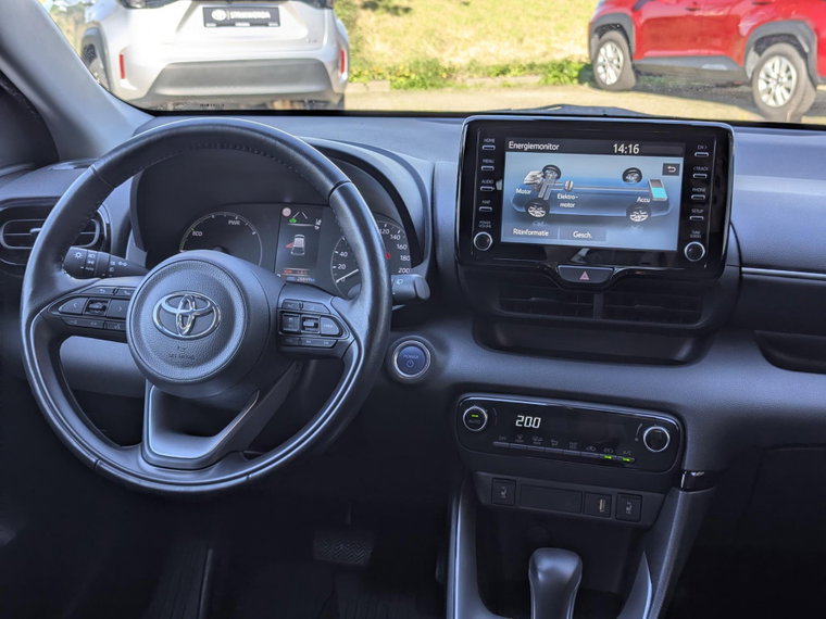 Vehicle Image 15