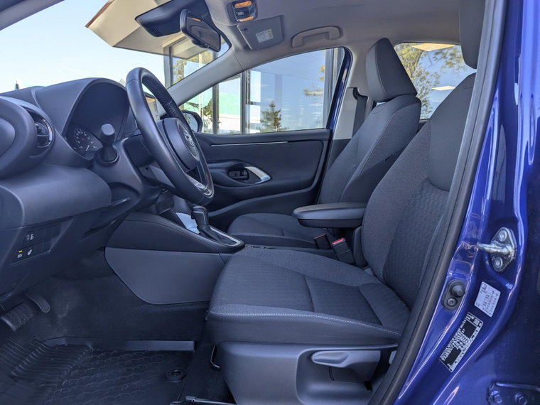 Vehicle Image 17