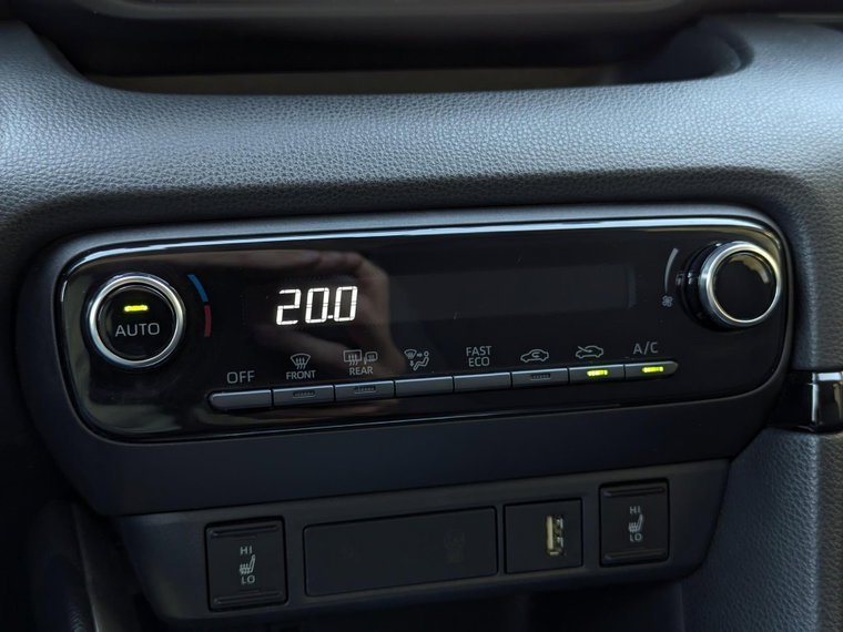 Vehicle Image 30