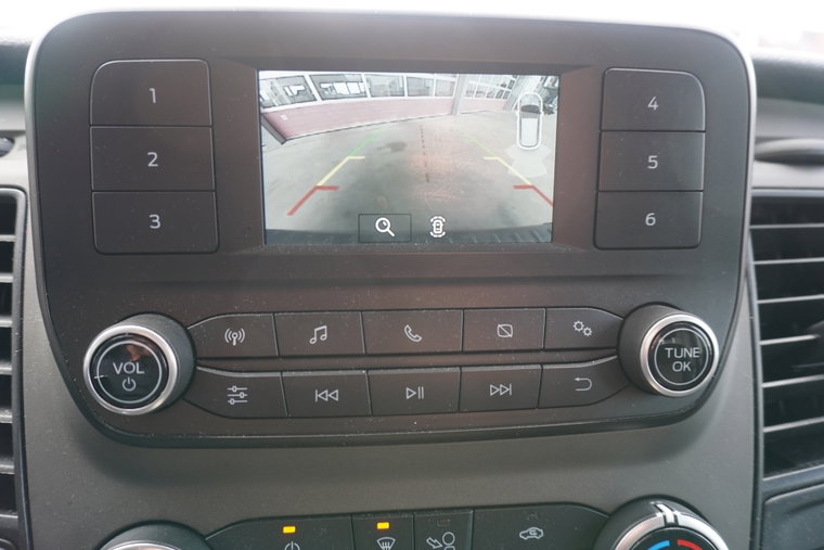 Vehicle Image 17