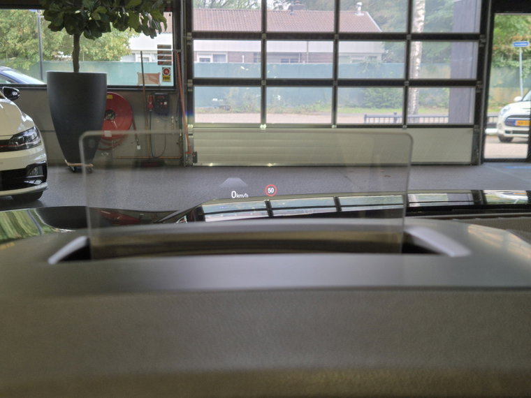 Vehicle Image 36