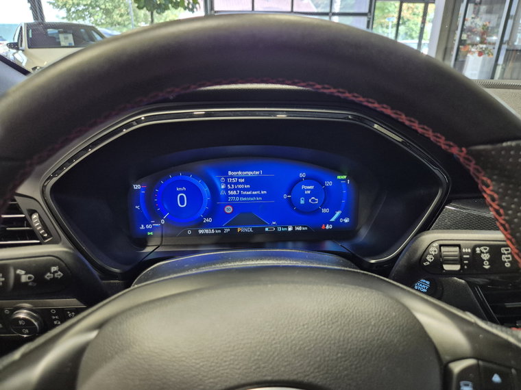 Vehicle Image 40