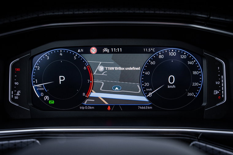 Vehicle Image 8