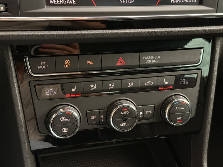 Vehicle Image 39